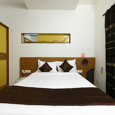 Oyo 9911 Apartment Shylee Niwas Chennai Eksteriør bilde